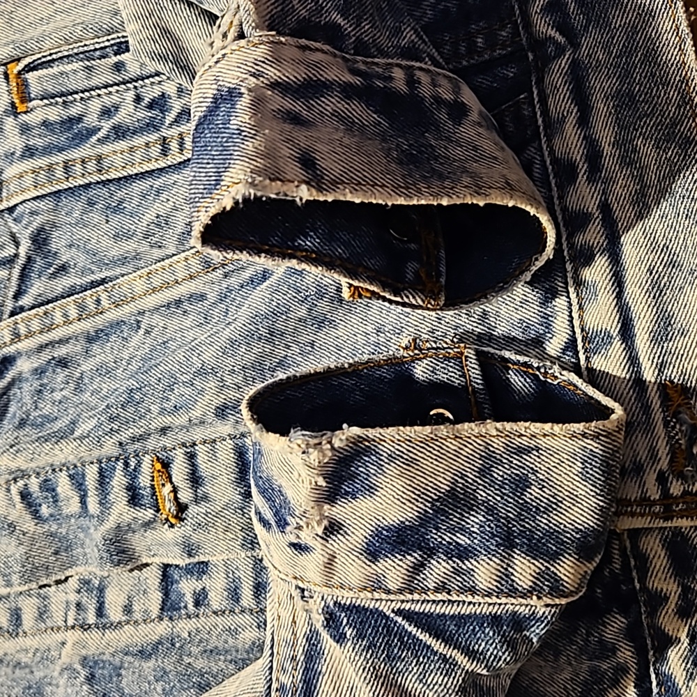 Levi's Vintage Acid Washed Denim Trucker Jacket Med Unisex - Picture 15 of 16